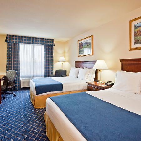 Holiday Inn Express Hotel & Suites Paragould By Ihg Room photo