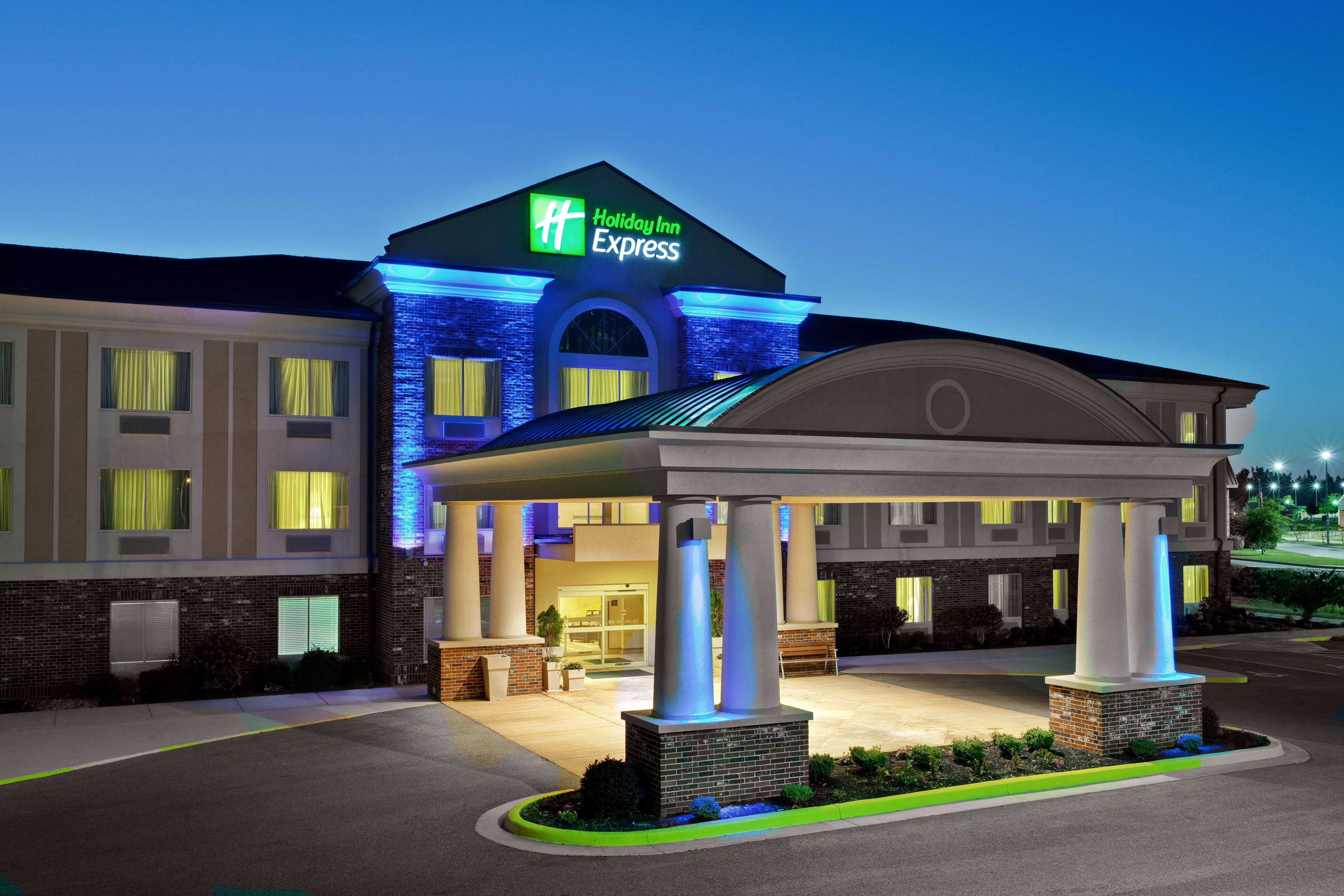 Holiday Inn Express Hotel & Suites Paragould By Ihg Exterior photo